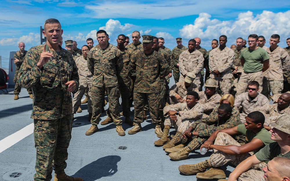 Marines with 2nd MLG and 2nd MAW participate in Bold Alligator 16