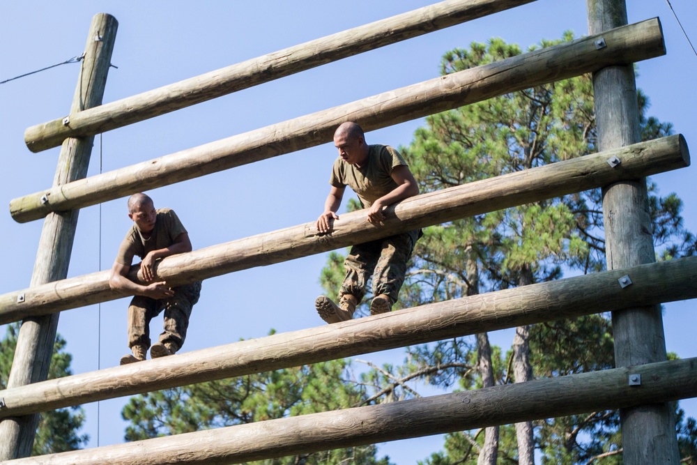 Marine recruits push past obstacles on Parris Island confidence course