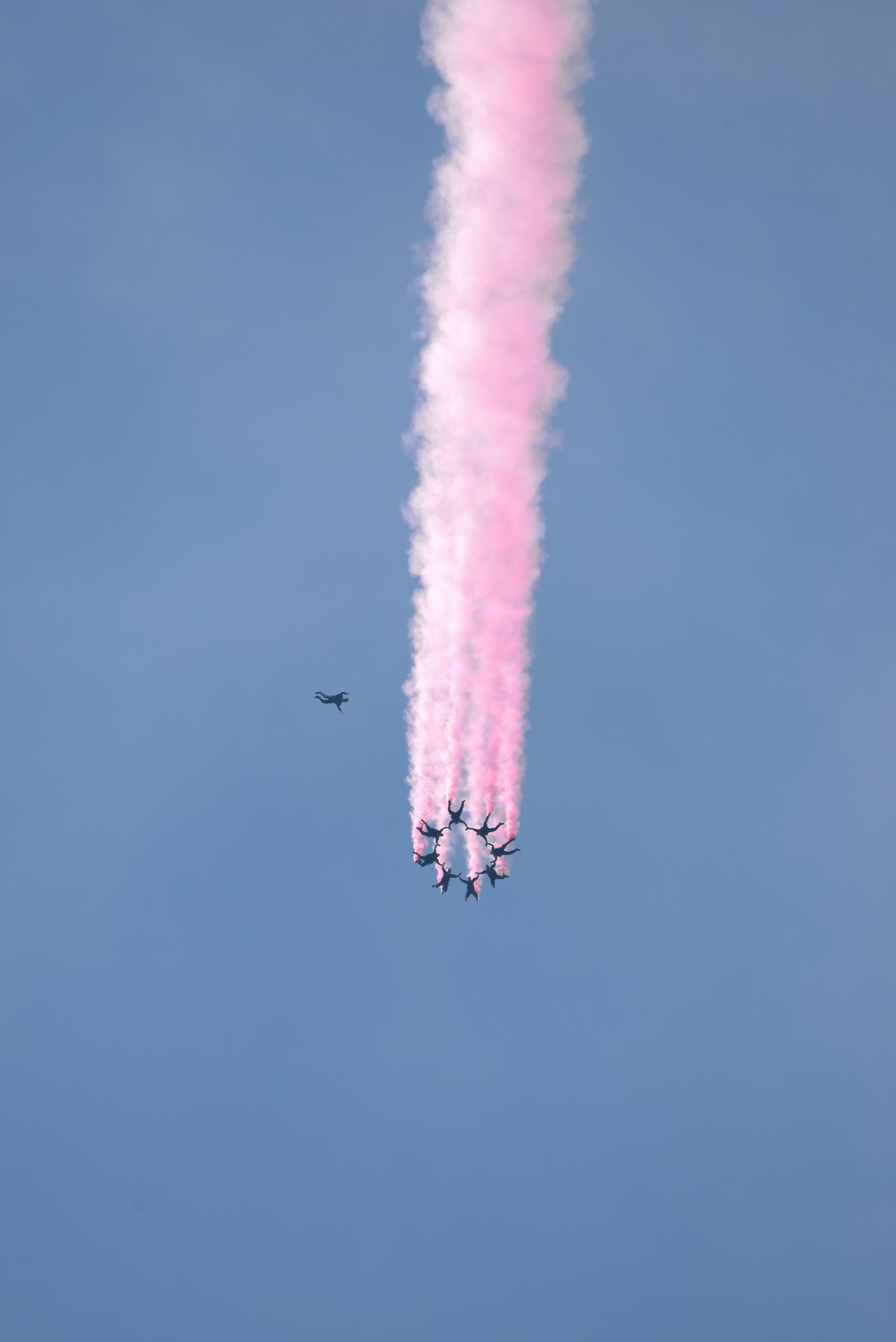 Golden Knights hold formation at 120 miles per hour