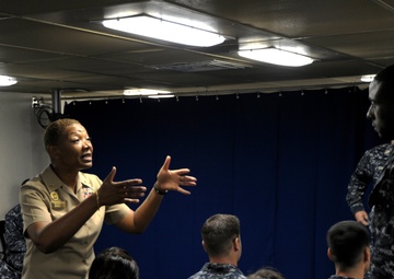 MPT&amp;E Fleet Master Chief Beldo visits with Chiefs and Chief Selectees aboard USS Gerald R. Ford.