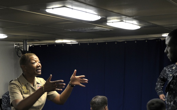 MPT&amp;E Fleet Master Chief Beldo visits with Chiefs and Chief Selectees aboard USS Gerald R. Ford.