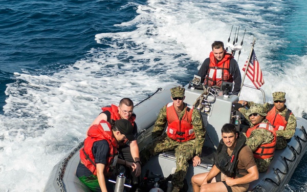 USS STOUT (DDG 55) IRAQI NAVY BILATERAL EXERCISE DEPLOYMENT 2016