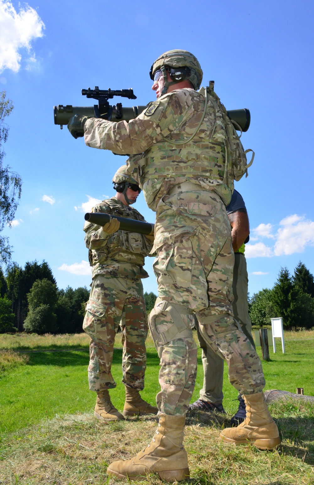 1-91 Cavalry Regiment fires M3 Carl Gustav rocket launcher