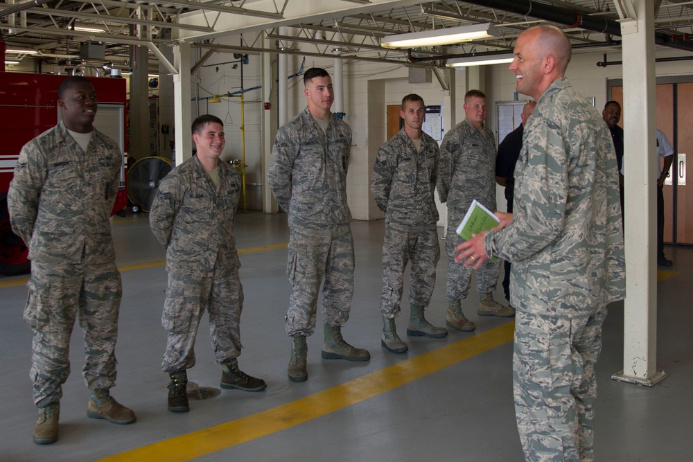 11th Wing leadership meet 11th MSG Airmen