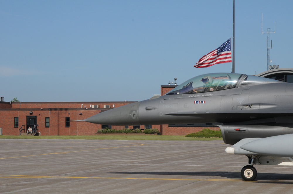 148th Fighter Wing Deployment Return 2016