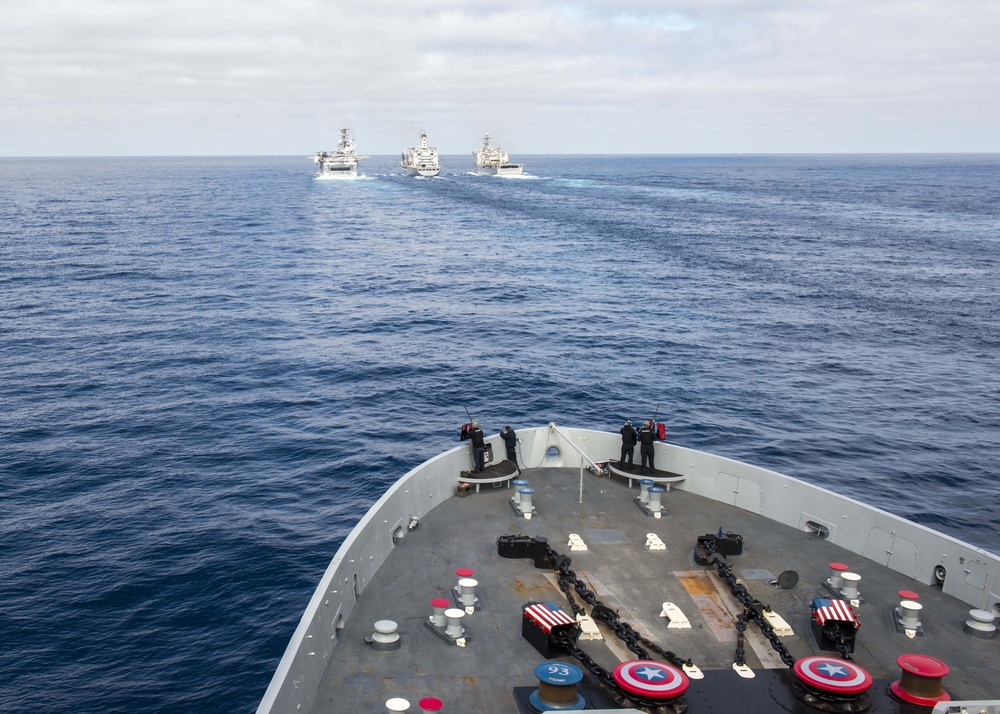 USS Somerset Underway Replenishment with USNS Yukon