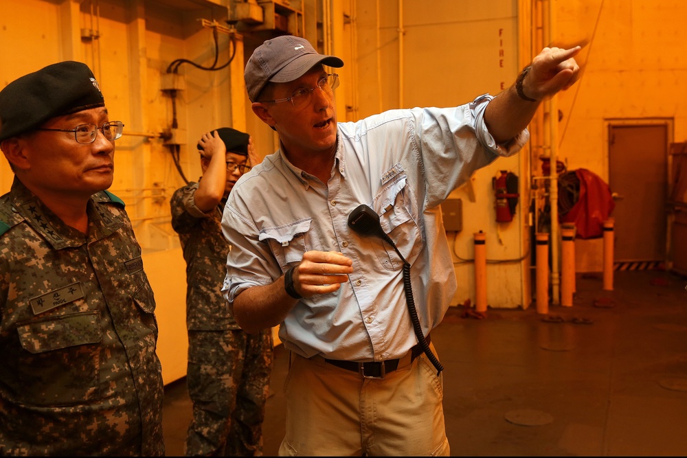 ROK General Tours USNS Soderman