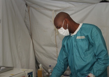 Army Reserve dental specialists refine skills in field operations