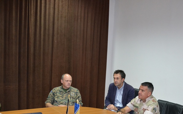 NATO Headquarters Sarajevo donates IT equipment to AFBiH
