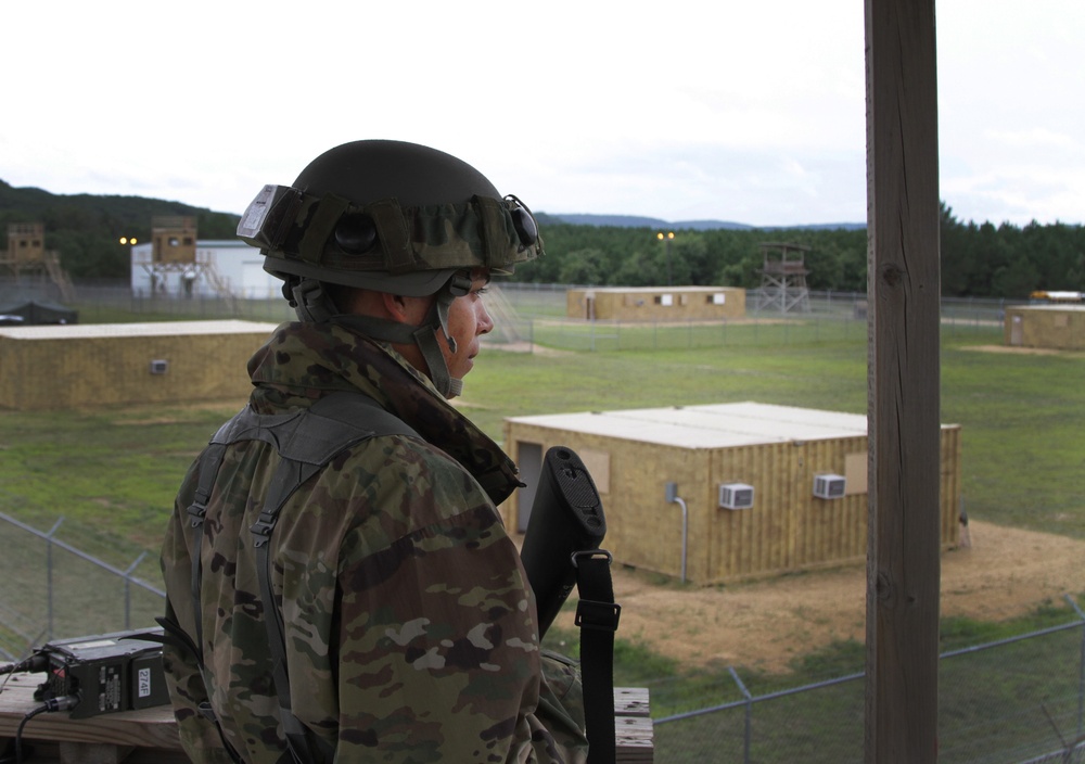 Army Reserve military police conduct security operations training