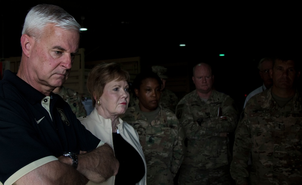 Congressional Delegation visits Deployed Troops