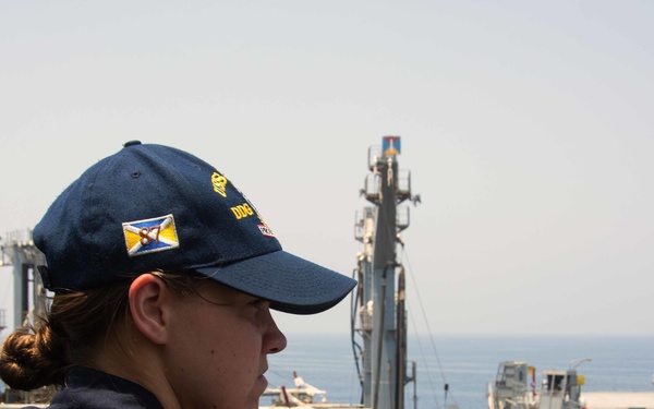USS Mason (DDG 87) Replenishment-at-Sea with USNS Laramie
