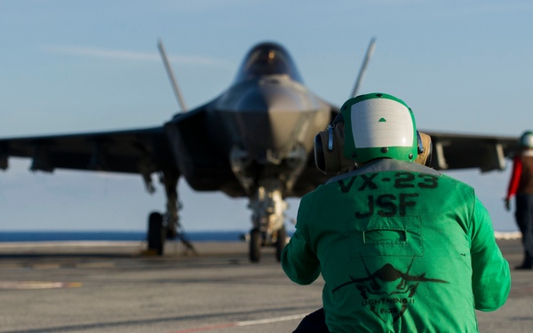 USS GEORGE WASHINGTON