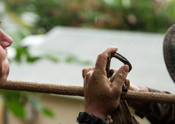 Marines and French soldiers will ‘knot’ survive without this training