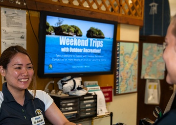 KLI students build proficiency in English, work on Kadena