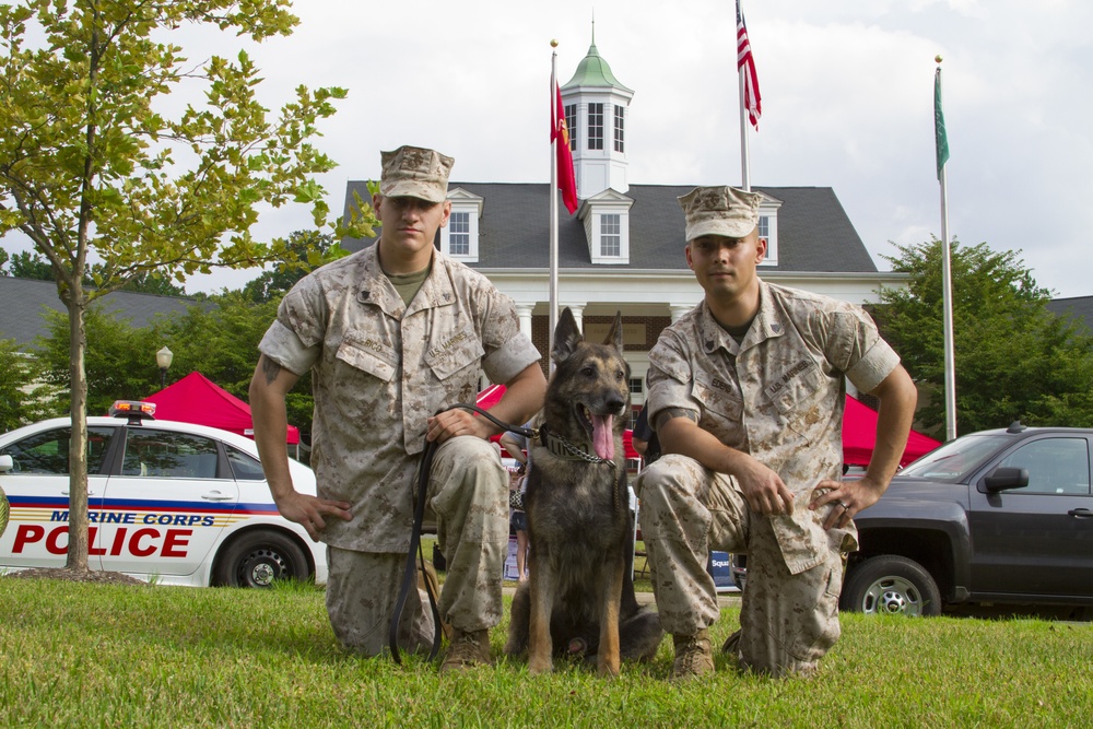 Pack Leader: Marine Military Working Dog Handler