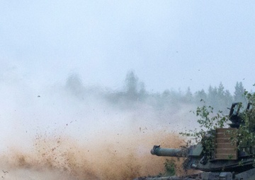 Latvian and U.S. Soldiers build relationships through training