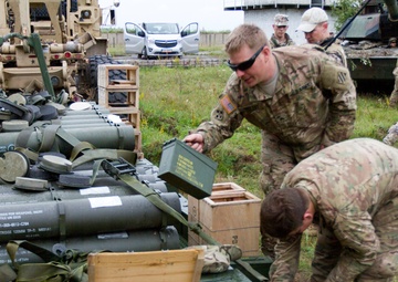 Latvian and U.S. Soldiers build relationships through training