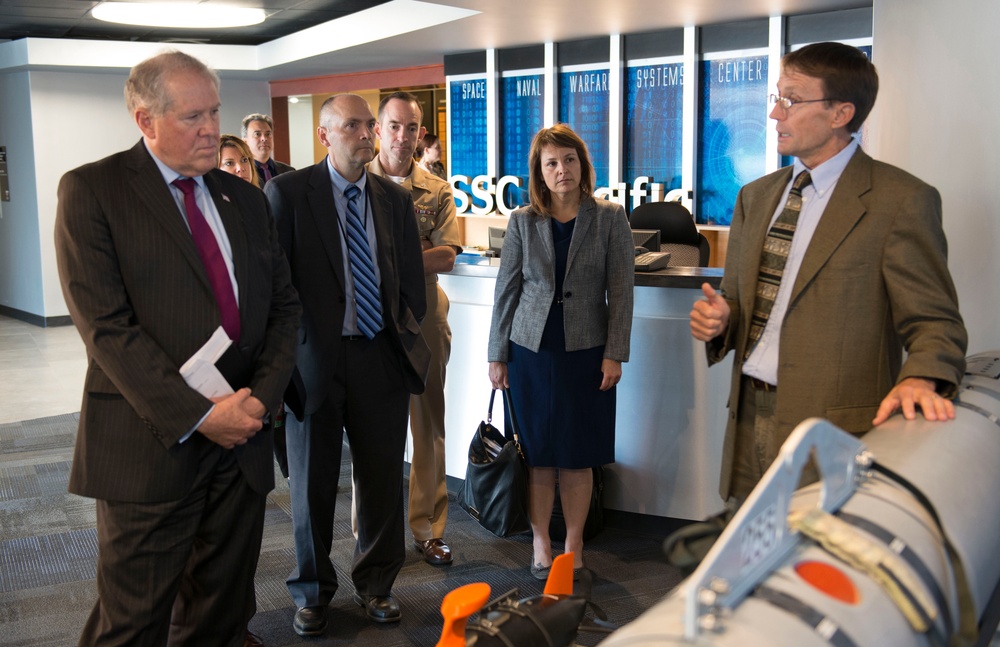 Undersecretary of Defense Visits U.S. Navy's Cyber Thought Leaders