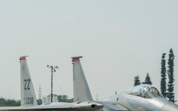 18th Wing conducts aircraft generation exercise