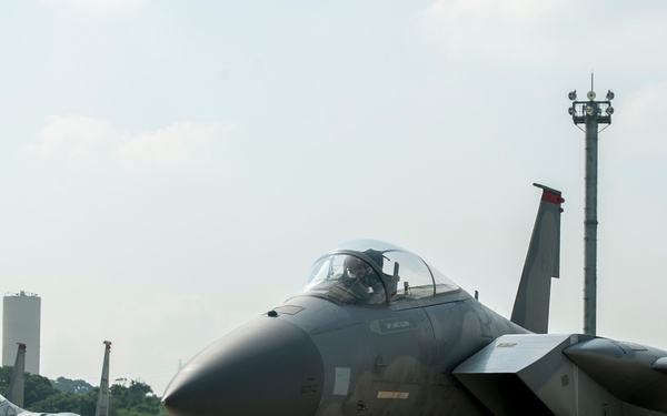 18th Wing conducts aircraft generation exercise