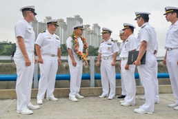 USS Pioneer Arrives in Busan