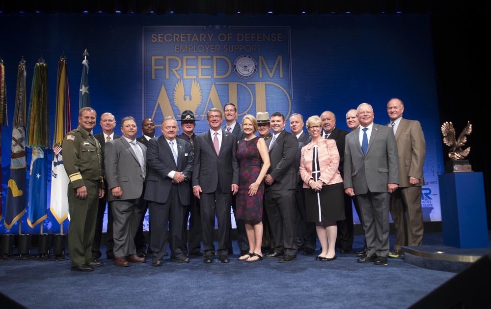 SD attends Employer Support Freedom Award Ceremony