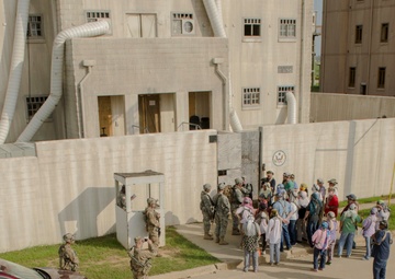 Peaceful Protest in Dara Lam