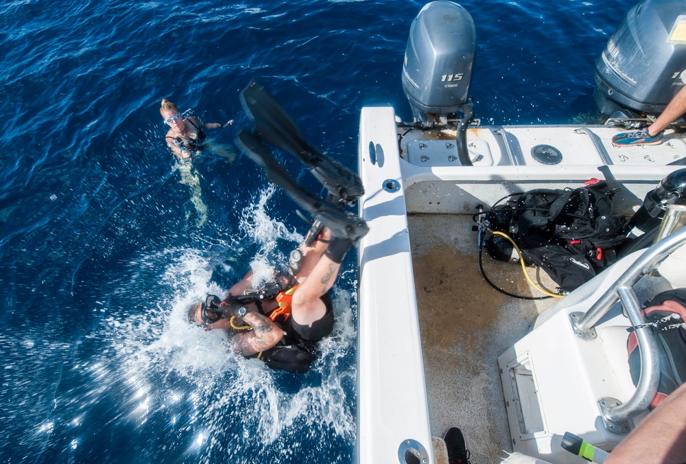 Defense POW/MIA Accounting Agency (DPAA) and 7th Engineer Divers third day of diving in the waters of U.S. Army Garrison Kwajalein Atoll
