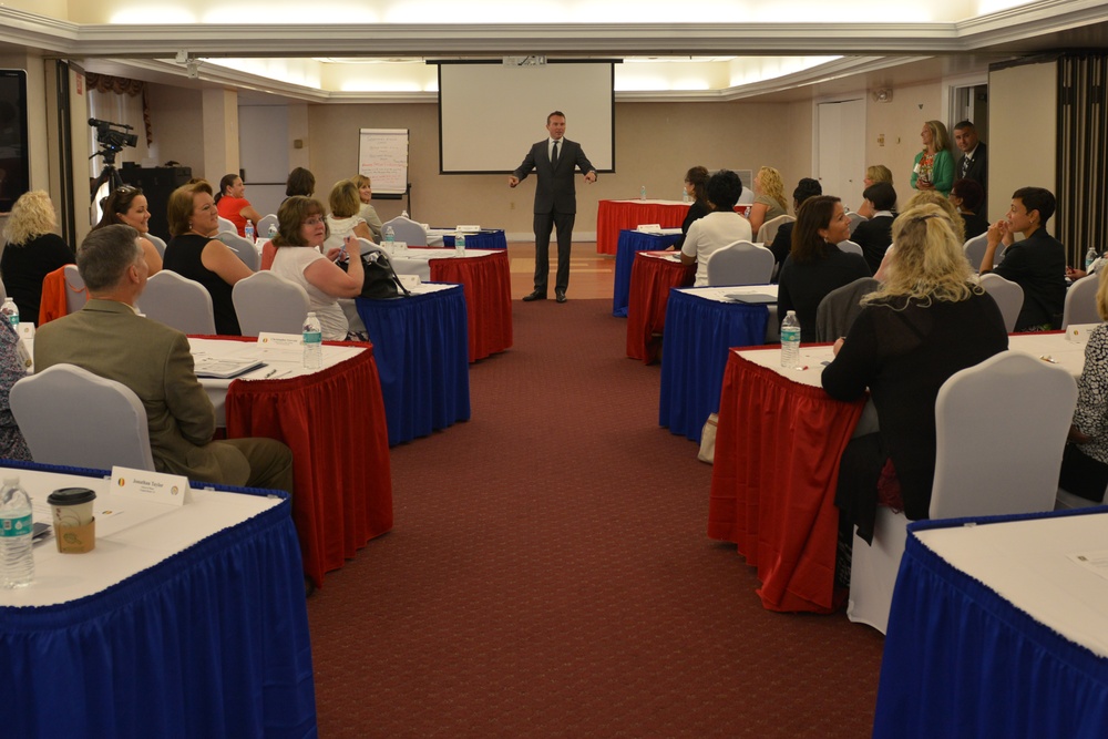 SecArmy visits Eustis: Asks Soldiers help nation understand their Army better