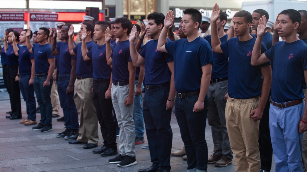 Marines celebrate reserve anniversary in Manhattan