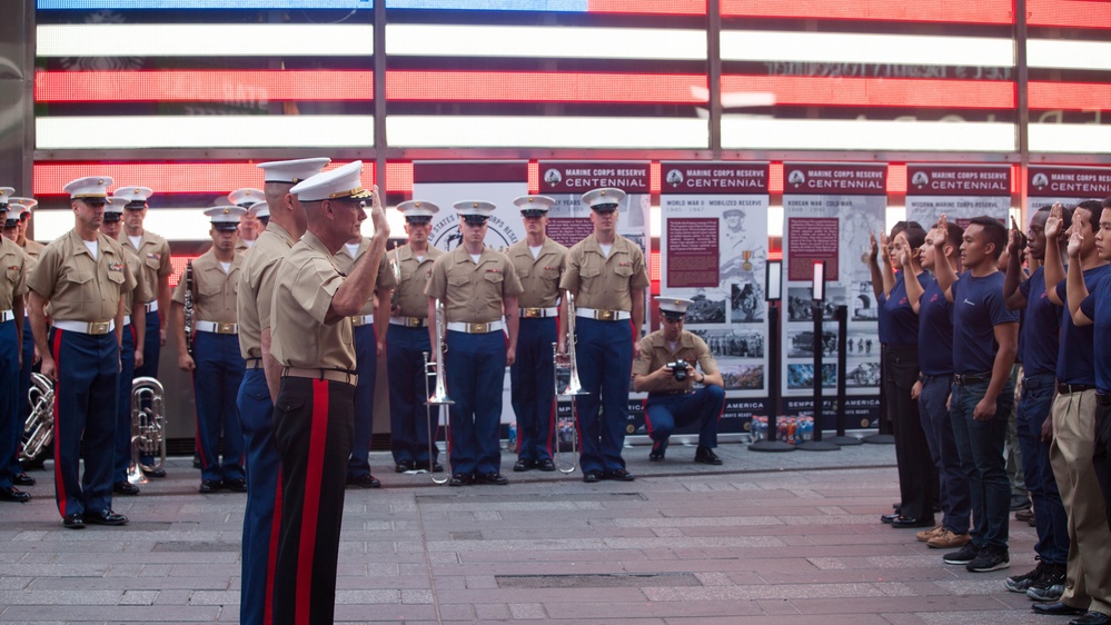 Marines celebrate reserve anniversary in Manhattan