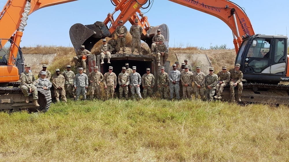 10th Engineer Battalion works with Tenn. Army National Guard to expand Romanian Air Base