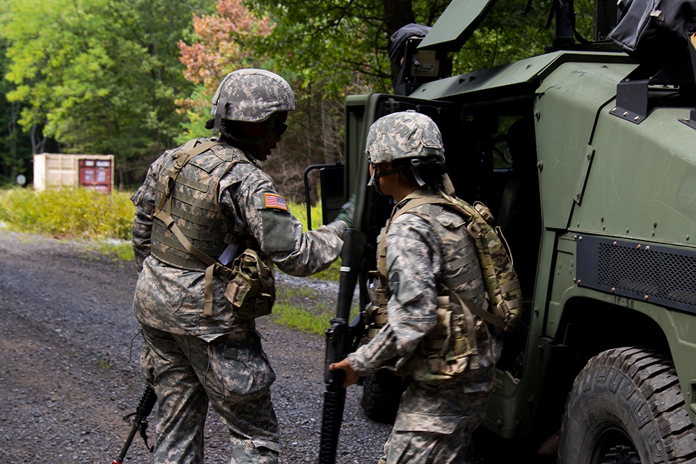 Dvids Images Ny Army National Guard Soldiers Conduct Tactical Training At Fort Indiantown