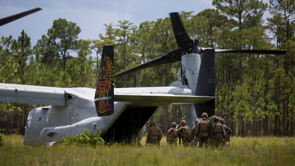 10th Marine Regiment Conducts Exercise Arrowhead Thunder