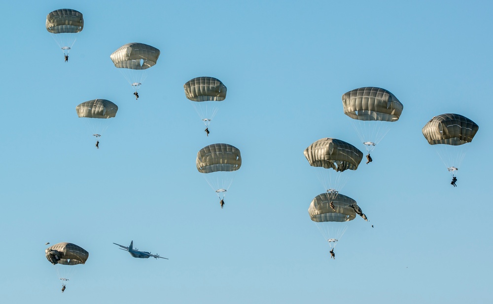 Aviano supports joint airborne training
