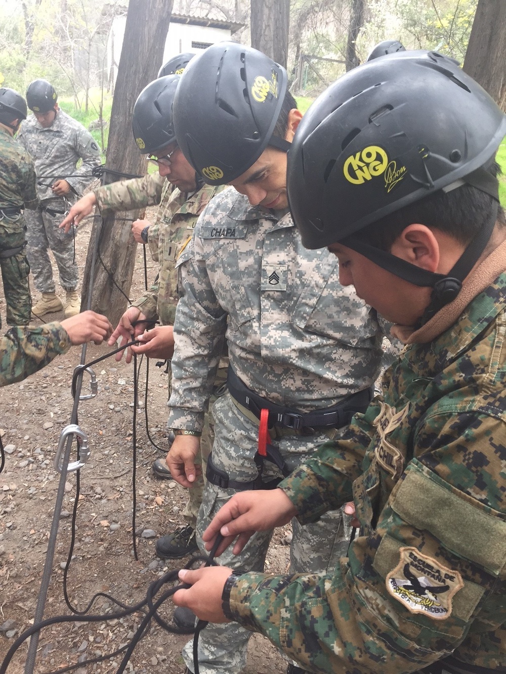 Texas Guardsmen complete Chilean Mountain School