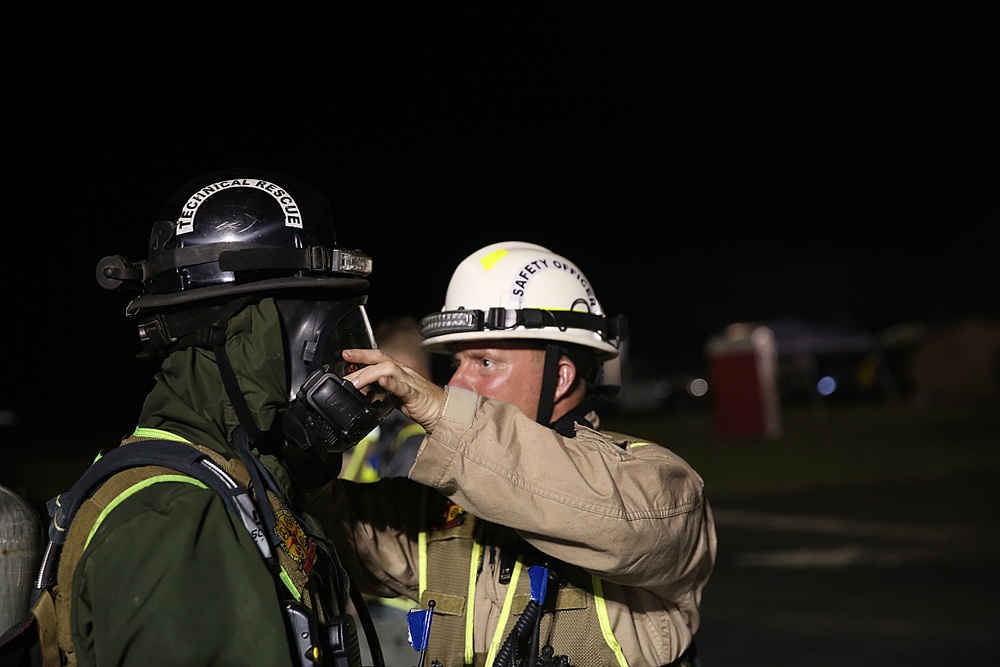 CBIRF responds to simulated nuclear detonation during Exercise Scarlet Response 2016