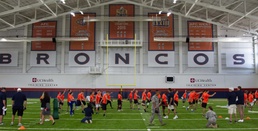 Iron Horse Soldiers spend day with Super Bowl Champs