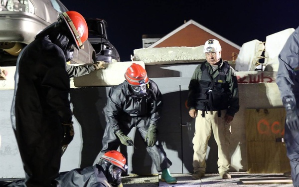 Search and rescue platoons train to pull survivors into the light