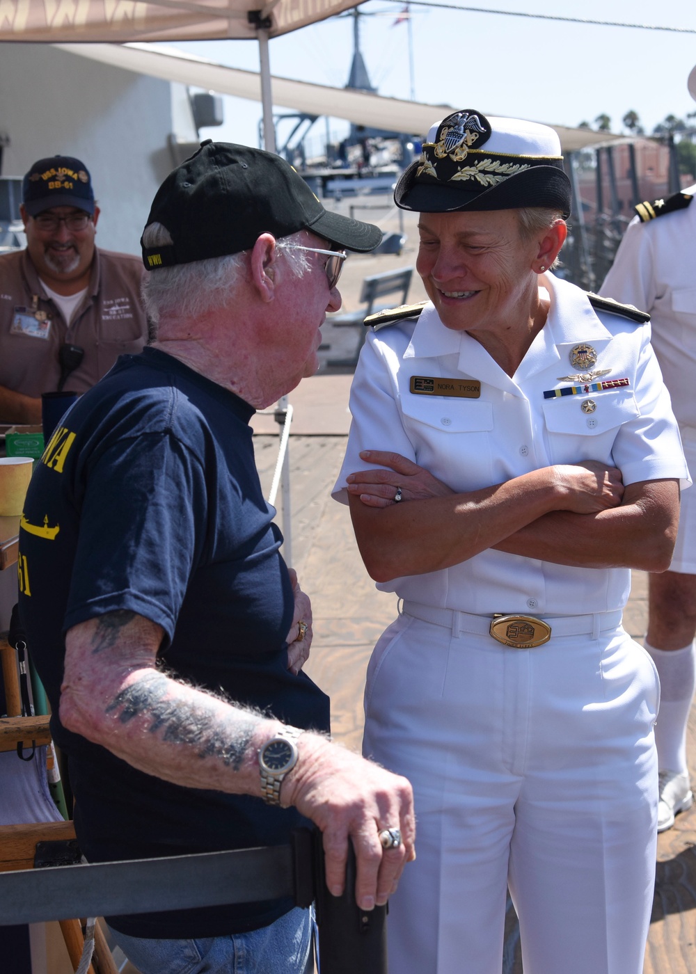 Third Fleet Commander Speaks to World War II Veteran During LA Fleet Week