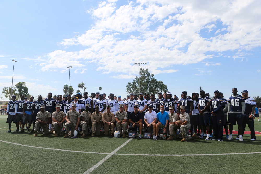 Chargers visit MCAS Miramar