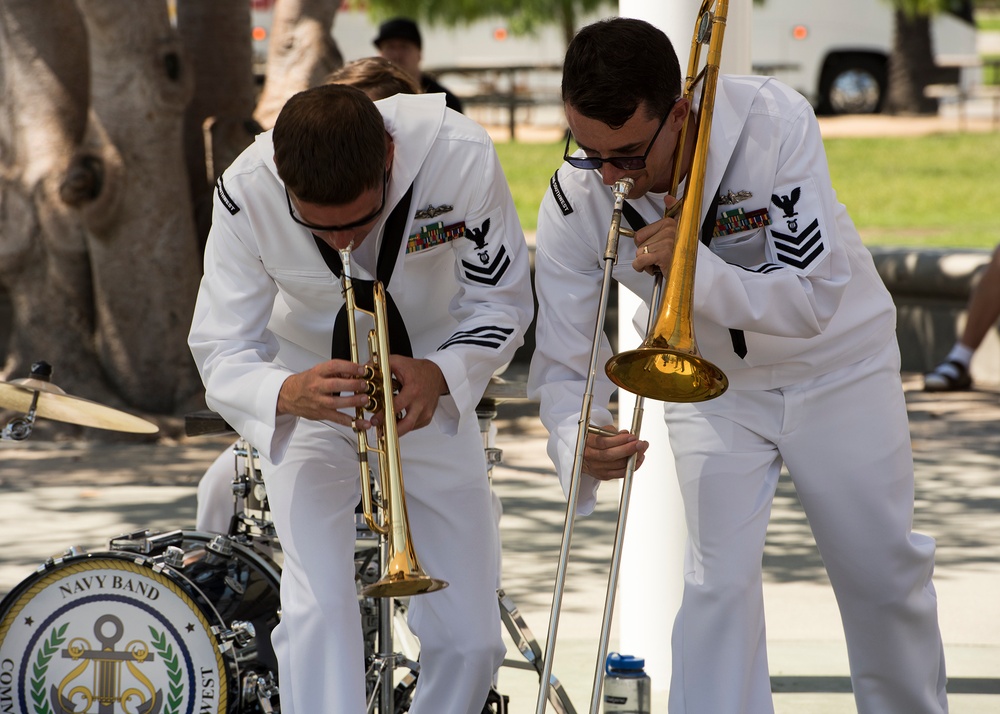 Navy Band Southwest Plays at LA Fleet Week 2016