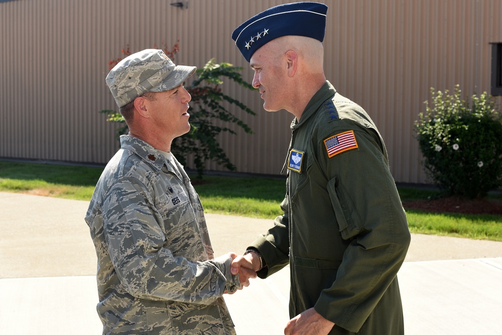 Air Mobility Commander tours Stewart Air National Guard Base