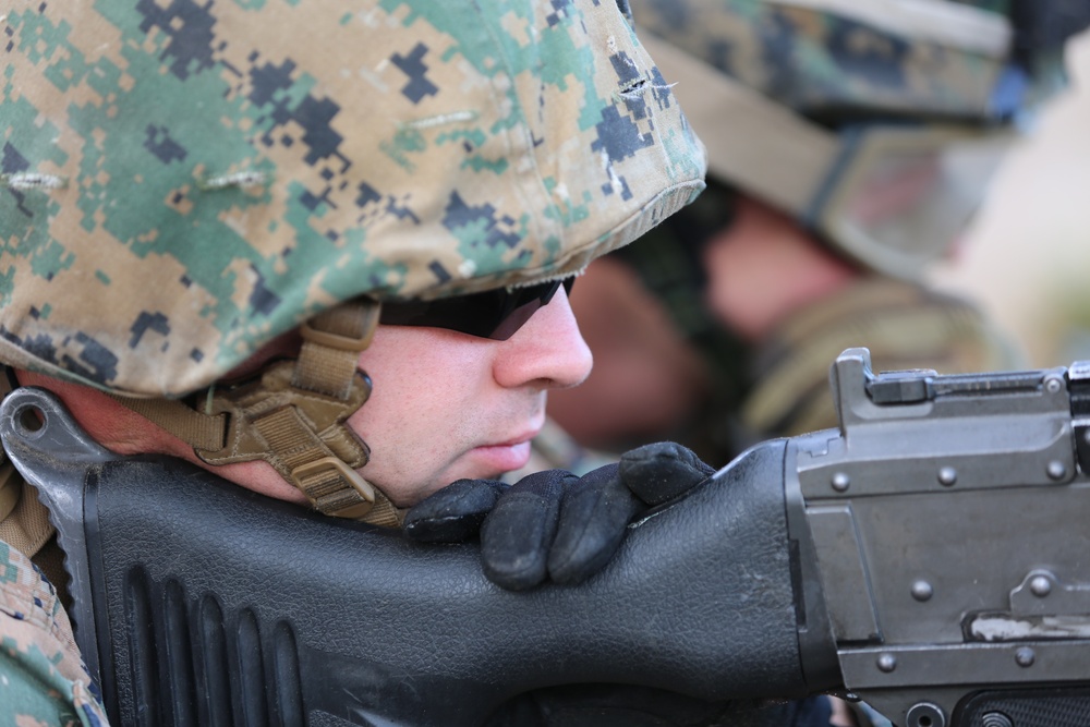 2nd LAAD Marines shoot straight during weapon systems training