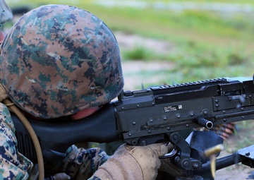 2nd LAAD Marines shoot straight during weapon systems training