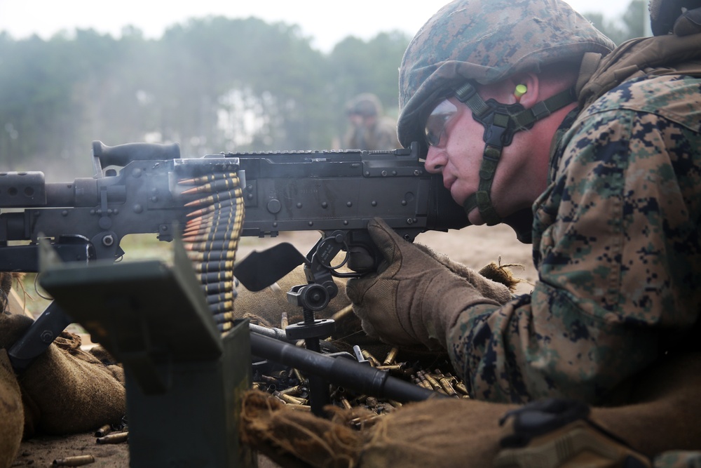 2nd LAAD Marines shoot straight during weapon systems training