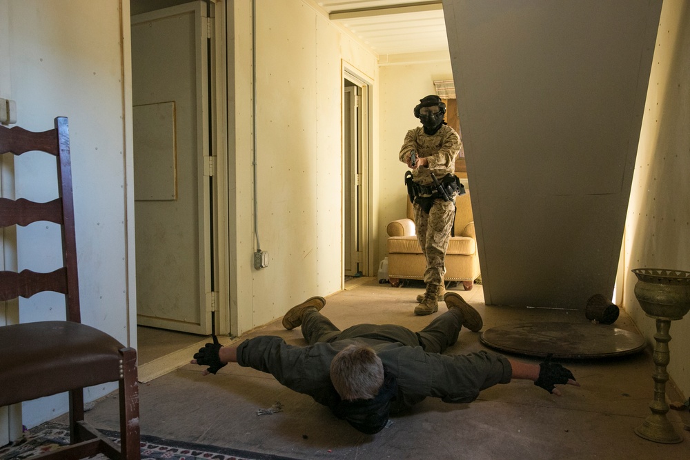 Military police clear Range 800