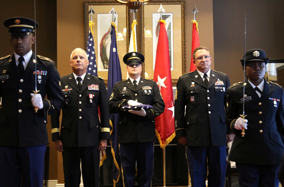 Signal community bids farewell to long-time commander during retirement ceremony
