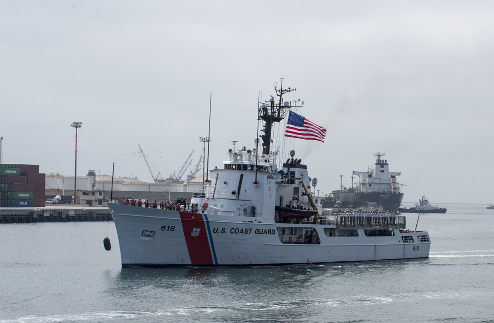 Coast Guard Cutter Active arrives in Los Angeles for Fleet Week 2016